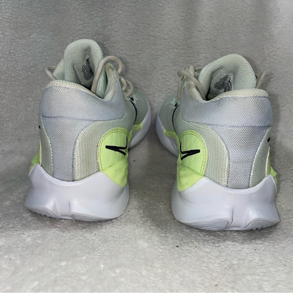 Men’s size 7.5 Nike Renew Elevate III. - Picture 4 of 12